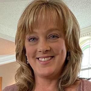 Meet your Posher, Peggy